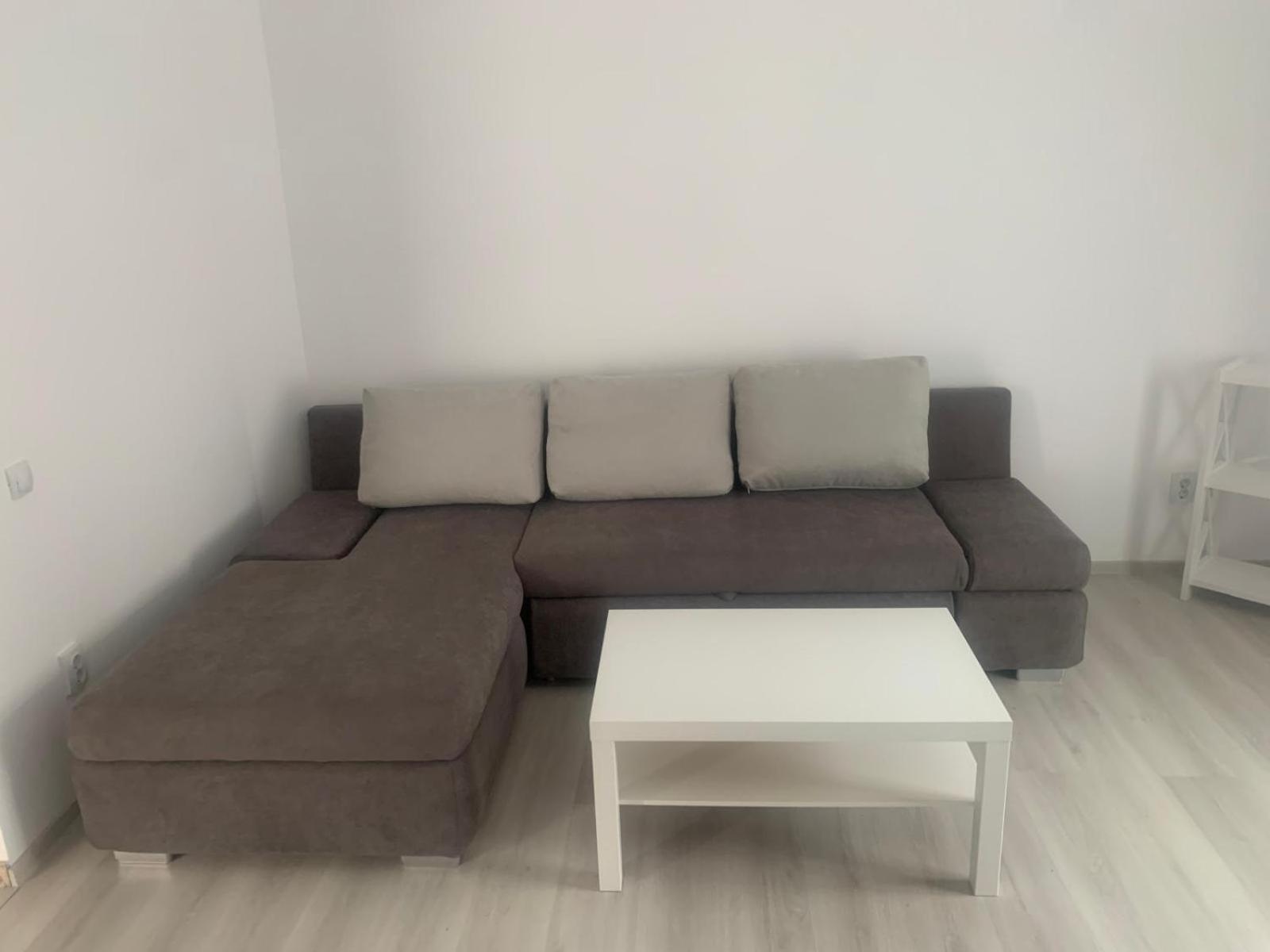 Aparthouse 1 Лугож Екстериор снимка