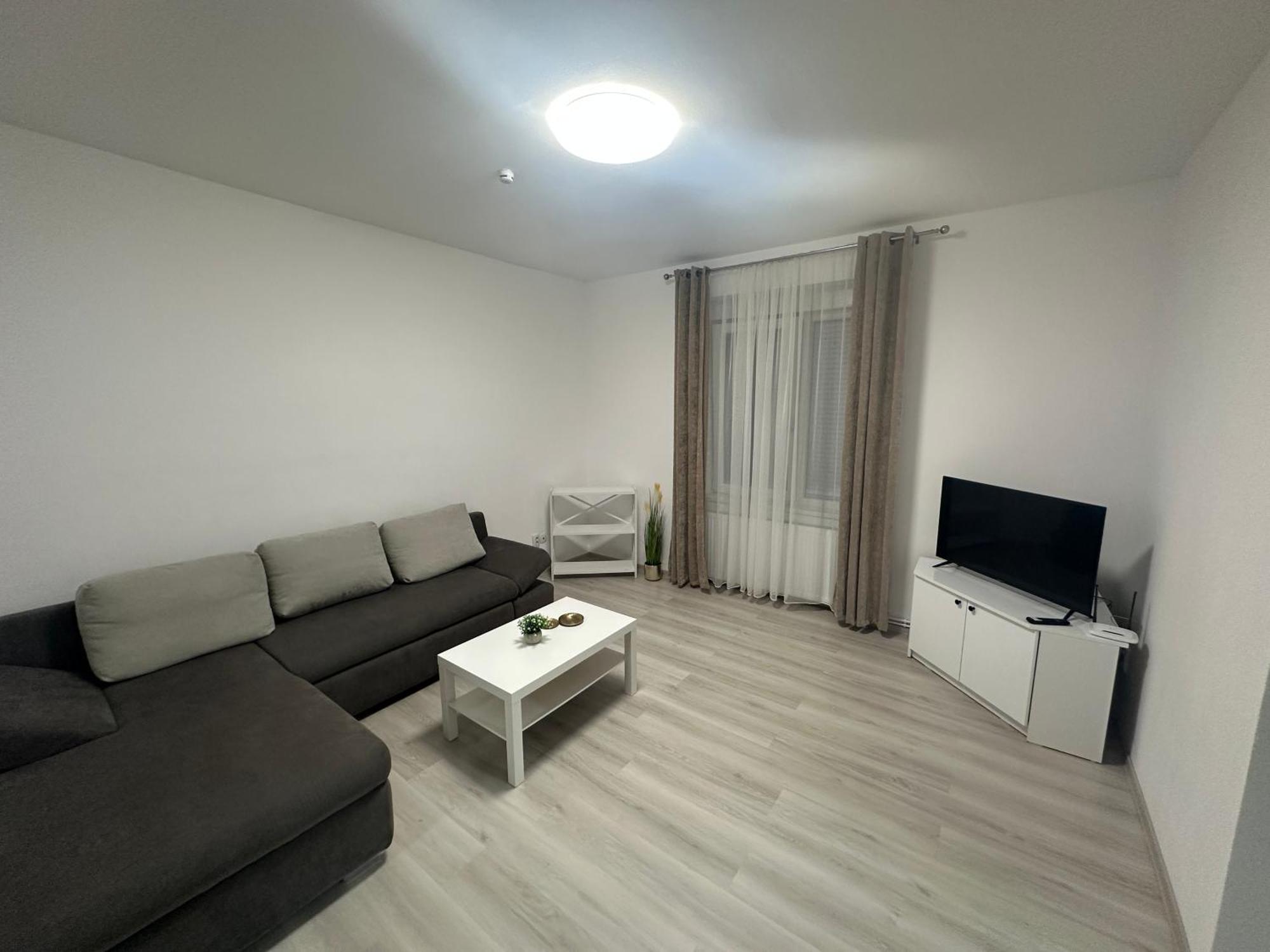 Aparthouse 1 Лугож Екстериор снимка